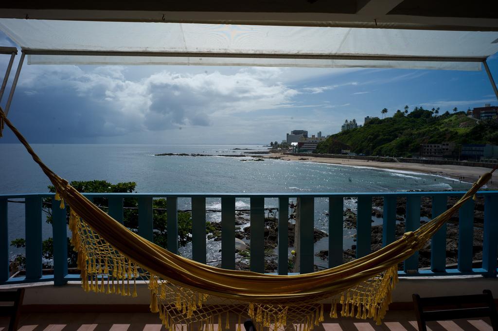 Hostel Pedra Da Sereia Salvador Bagian luar foto