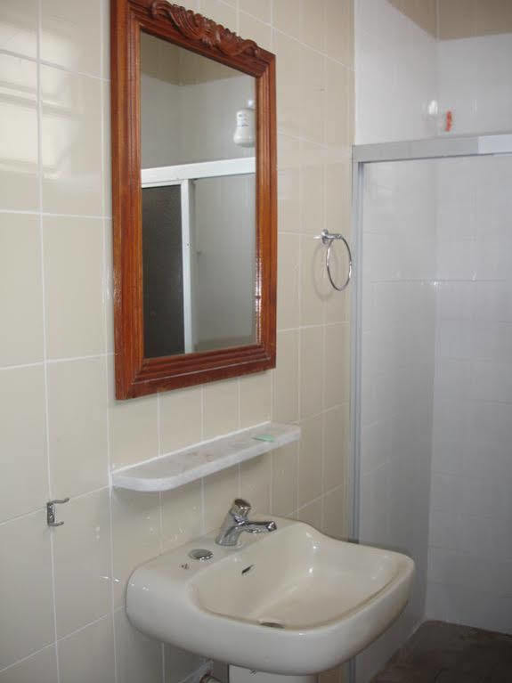 Hostel Pedra Da Sereia Salvador Bagian luar foto